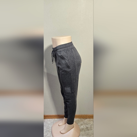 Under Armour Celliant Athletic Gray Pants Women's Size Medium  Wisconsin Badgers - Picture 6 of 8